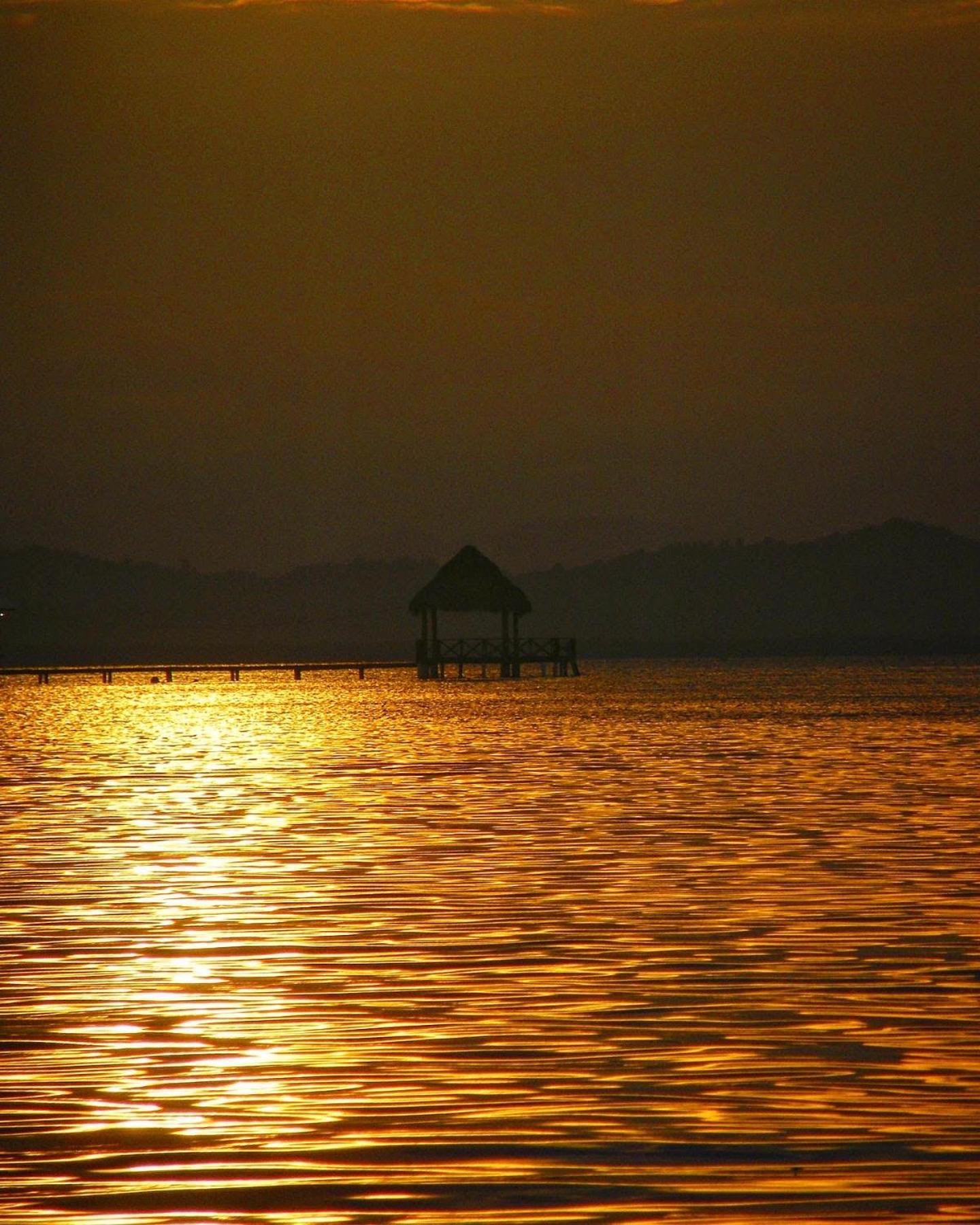 Barrbra Bnb Over The Sea Бокас Номер фото